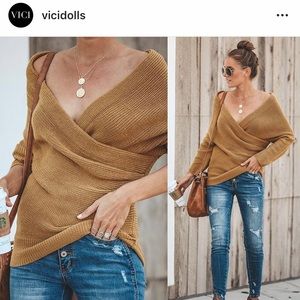 Vici Dolls sweater